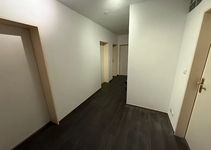 Apartment 8p Kueche Bad *